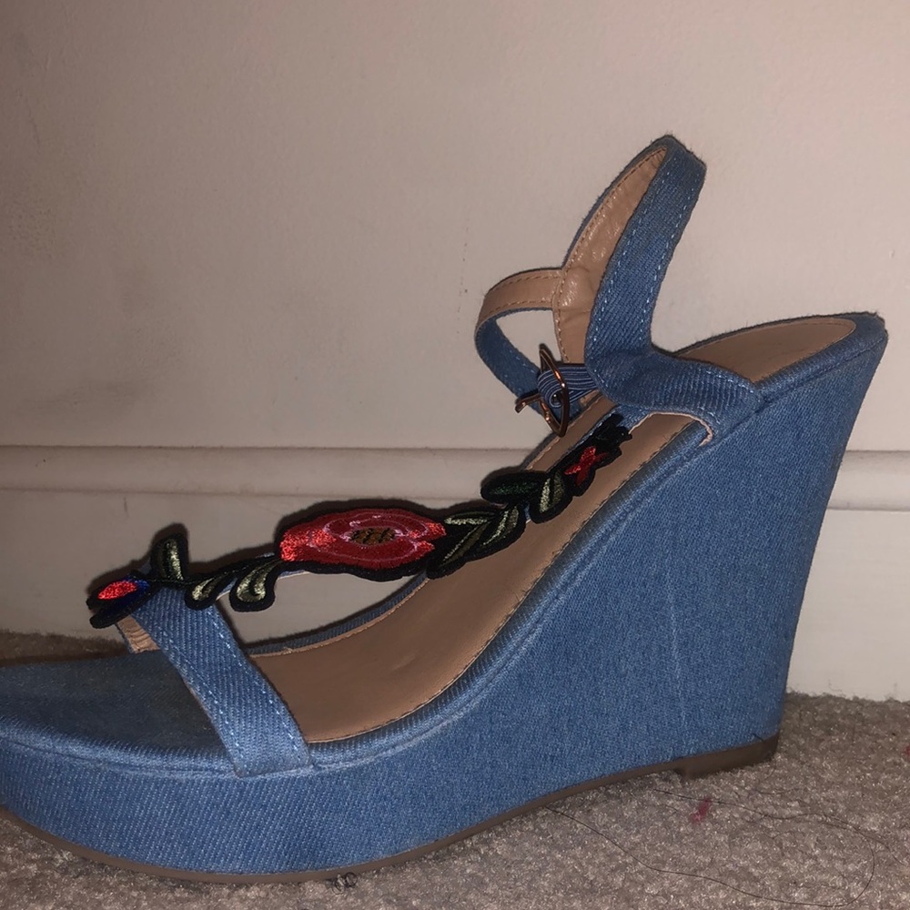 Yoki women’s comfort pump